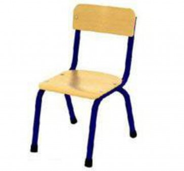 Chaises Empilables - T1