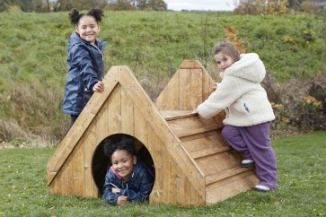 Cabane d'escalade en bois motricité extérieur