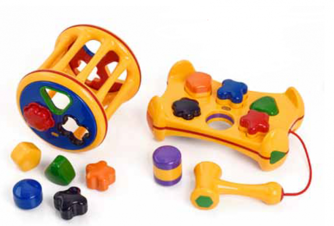 Les Formes TOLO 2 Assortiment de jeux avec formes a emboiter